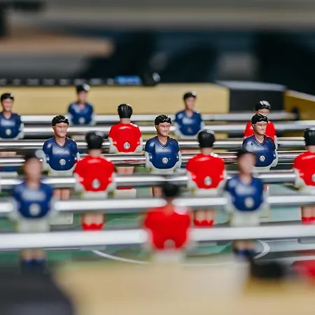 Yacht - Houseboat - Pedal Boat, Motorboat Free *