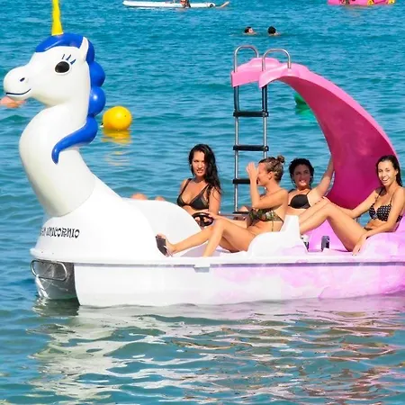 Botel Yacht - Boat - Pedal Boat, Motorboat Free *